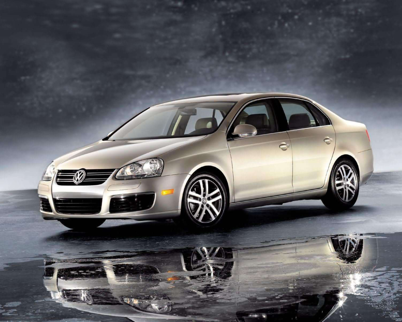 Новая машина Volkswagen Jetta