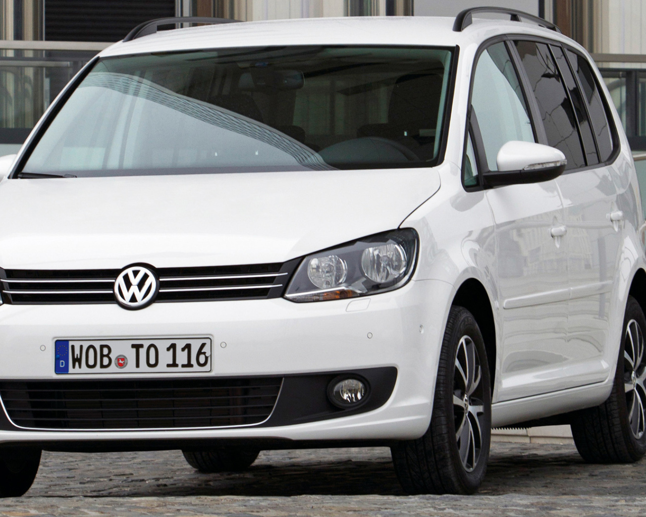 Фото автомобиля Volkswagen Touran