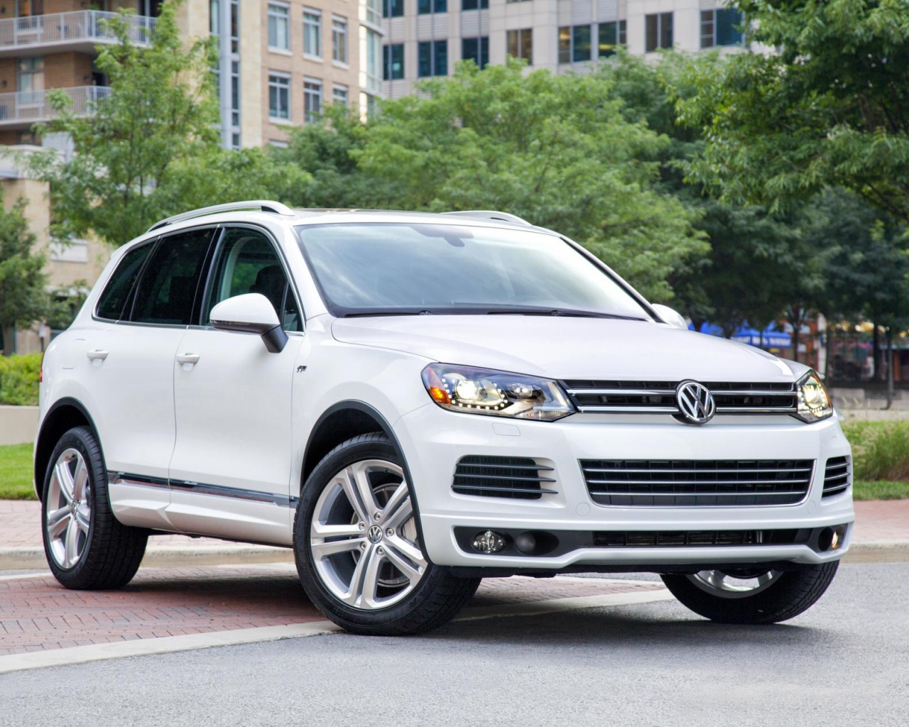 Надежный автомобиль Volkswagen  Taigun 2014