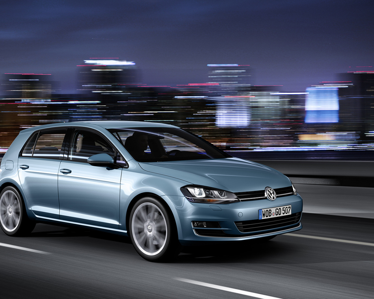 Тест драйв автомобиля Volkswagen Golf