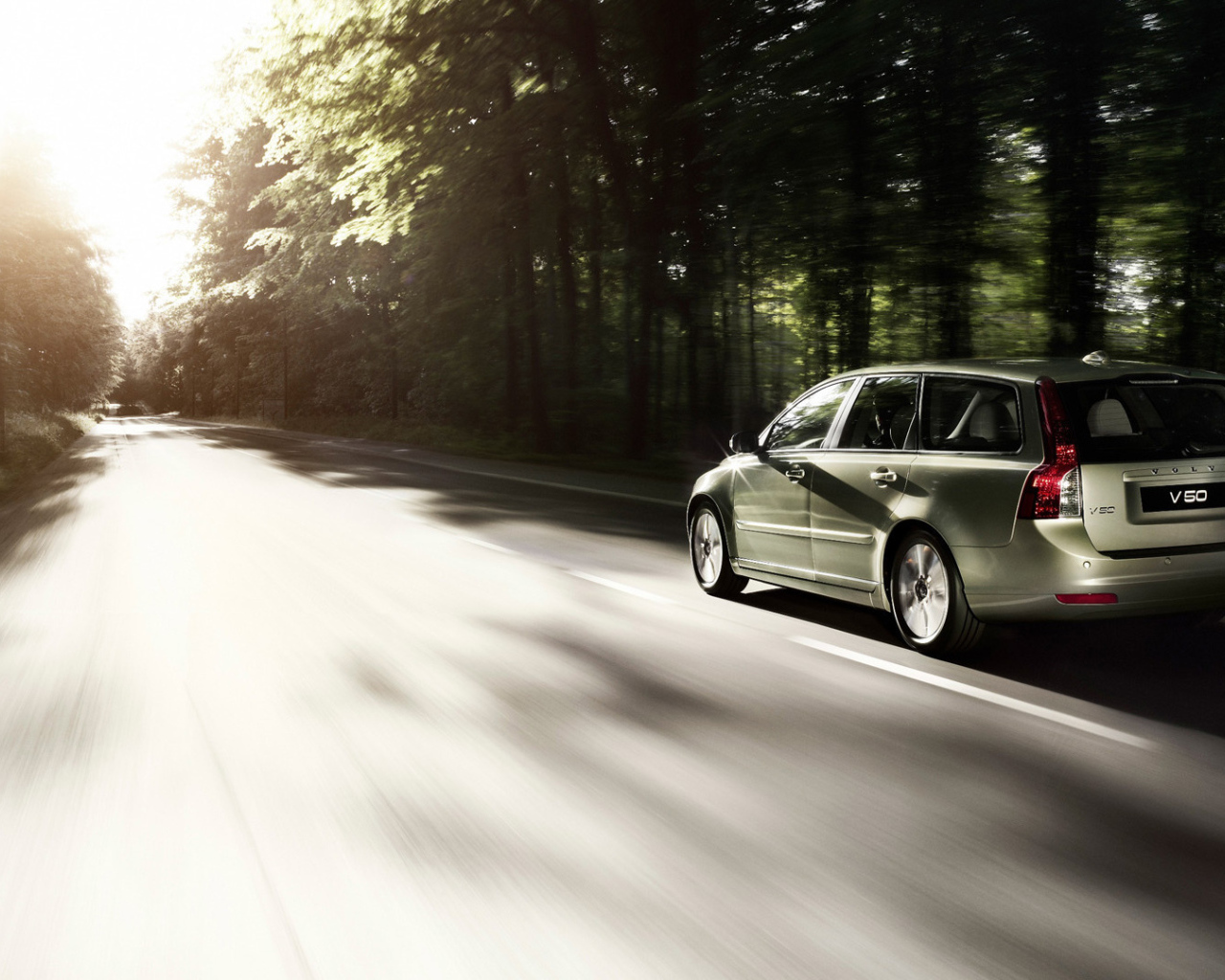 Новый автомобиль Volvo v50
