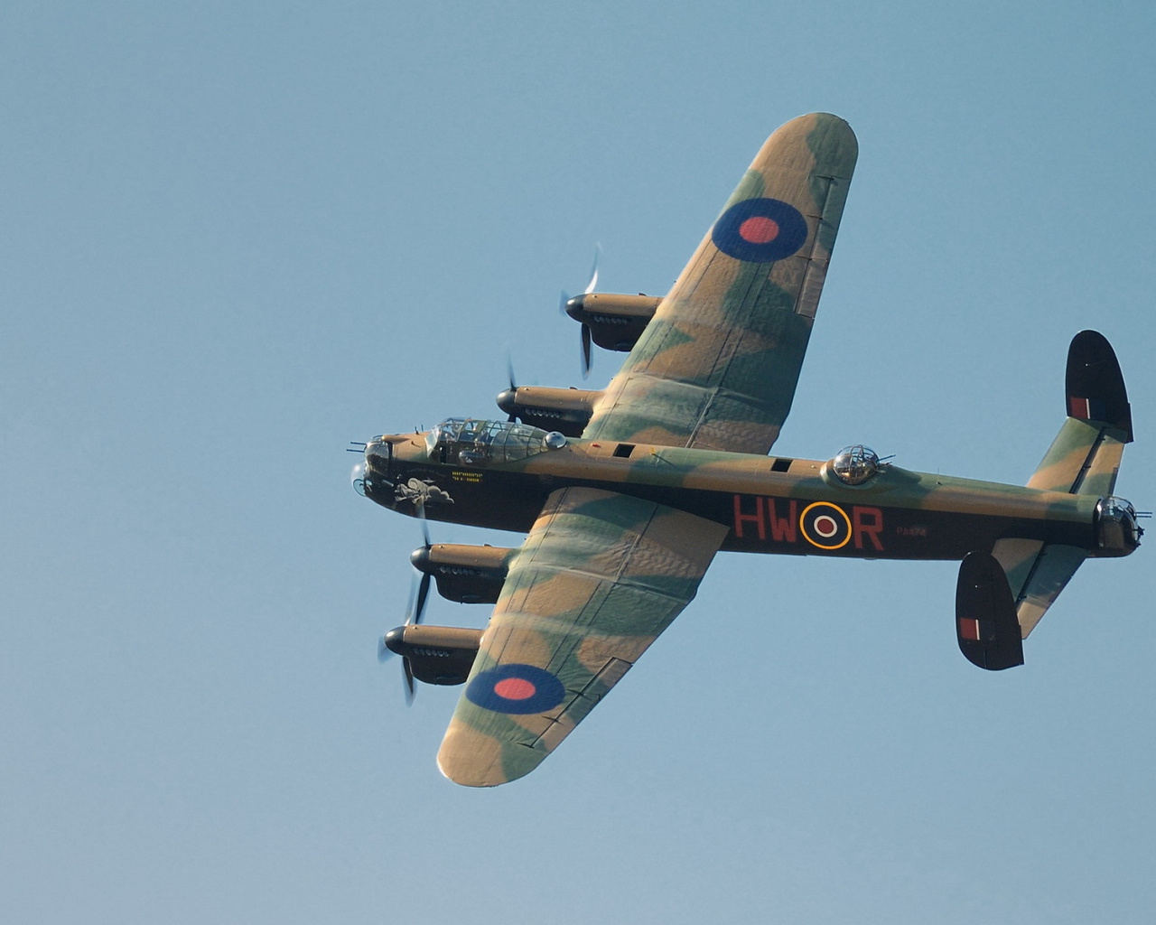 Самолет Ланкастер