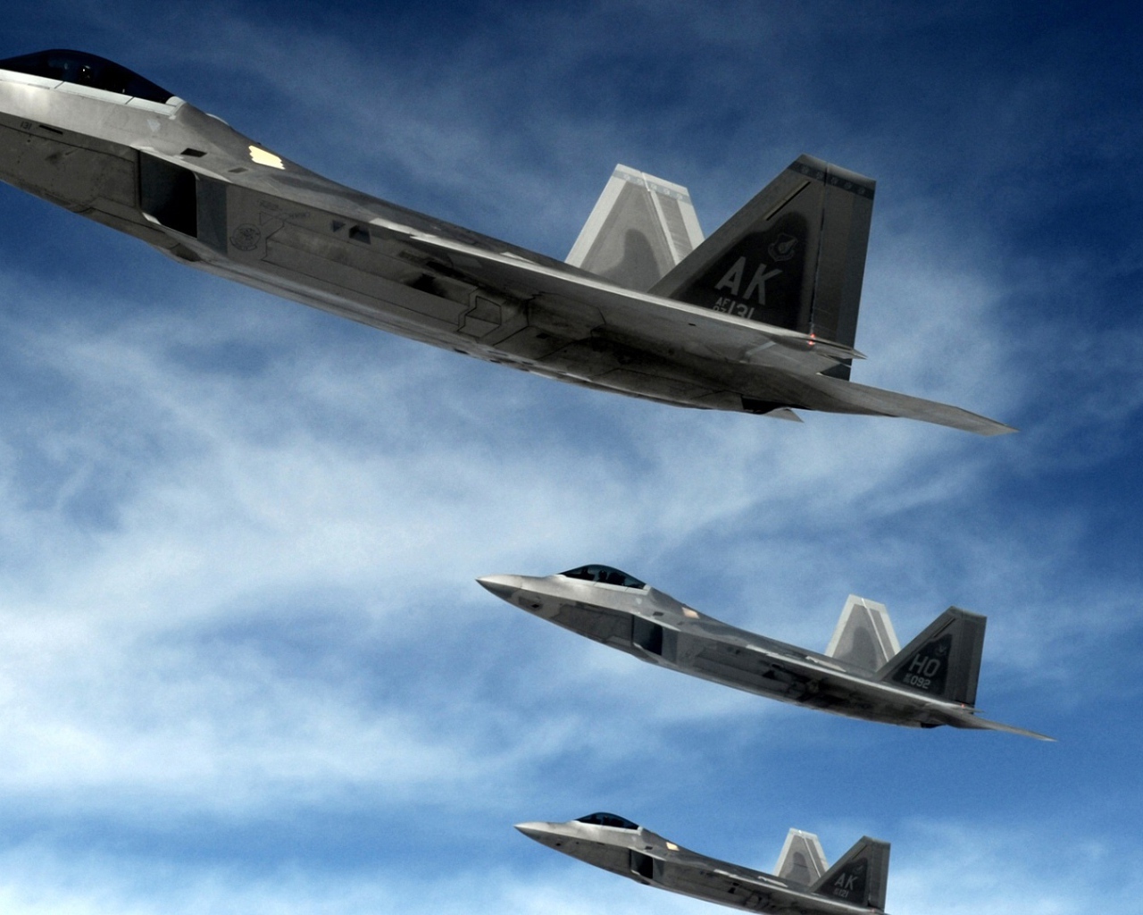 Хищные истребители F22 