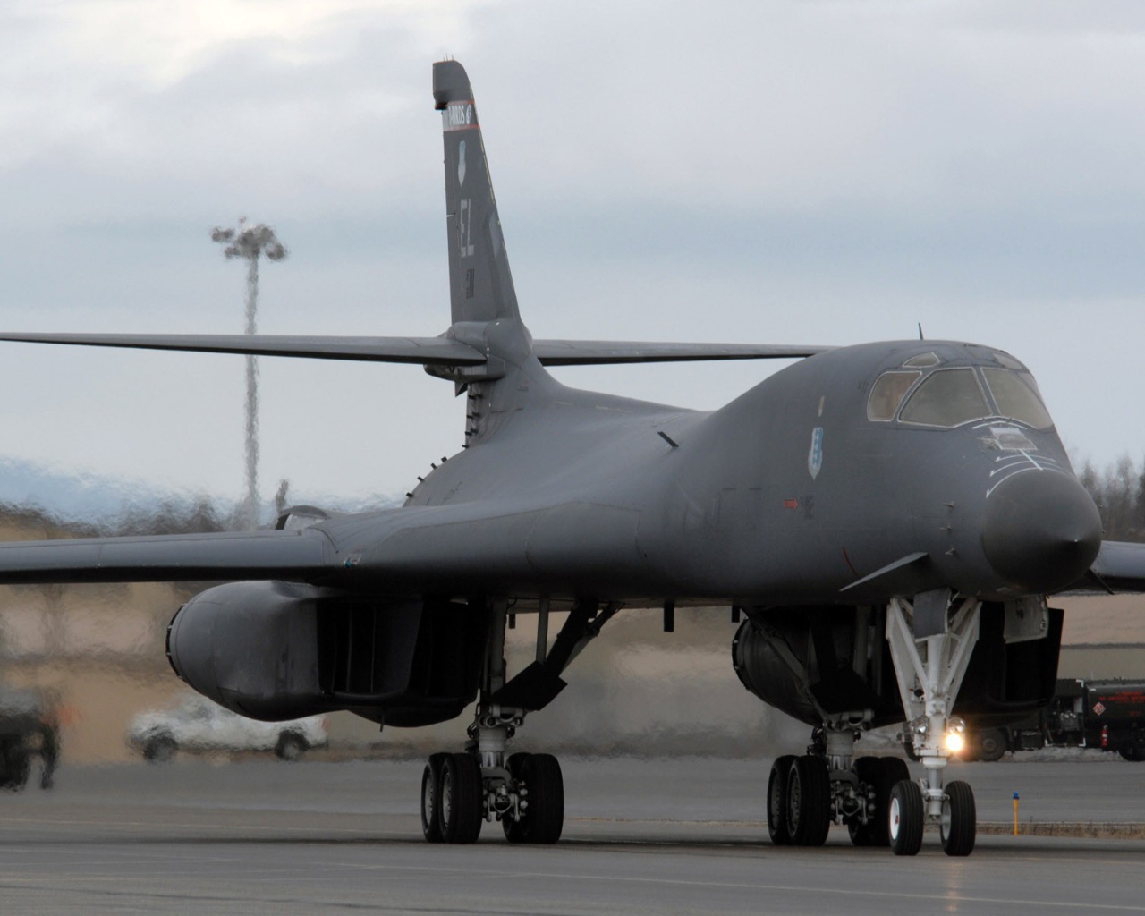 Самолёт B1 Ланцер