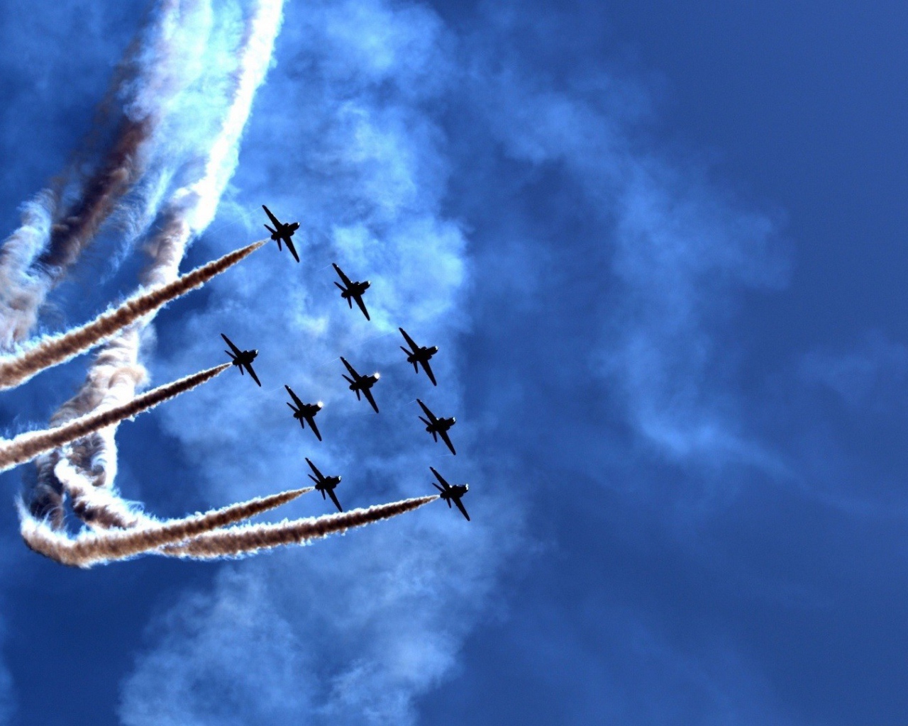 Парад самолетов