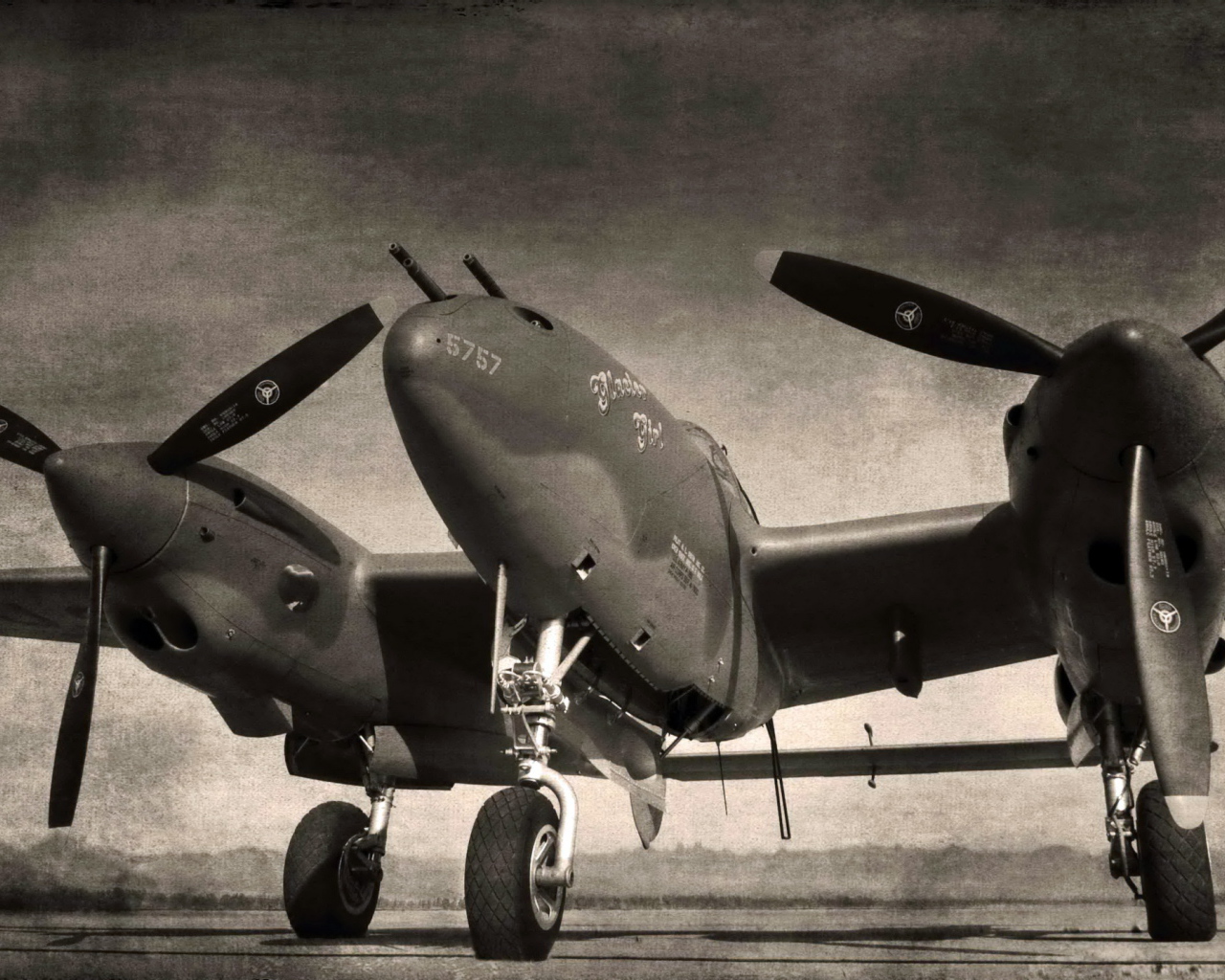 Самолет P-38