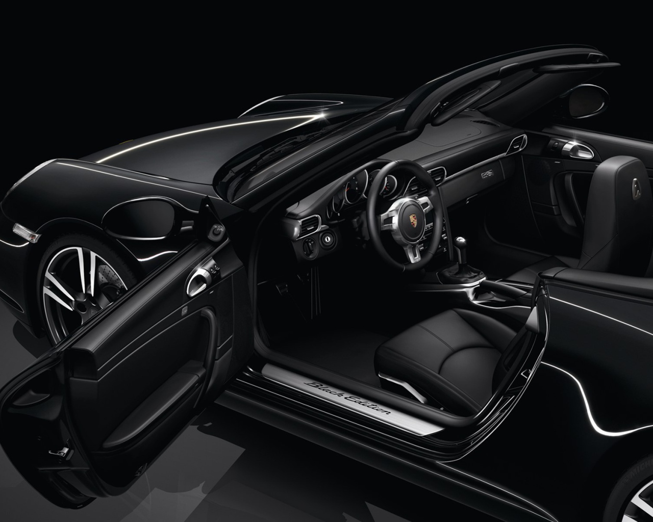 Черные обои с роскошным порше