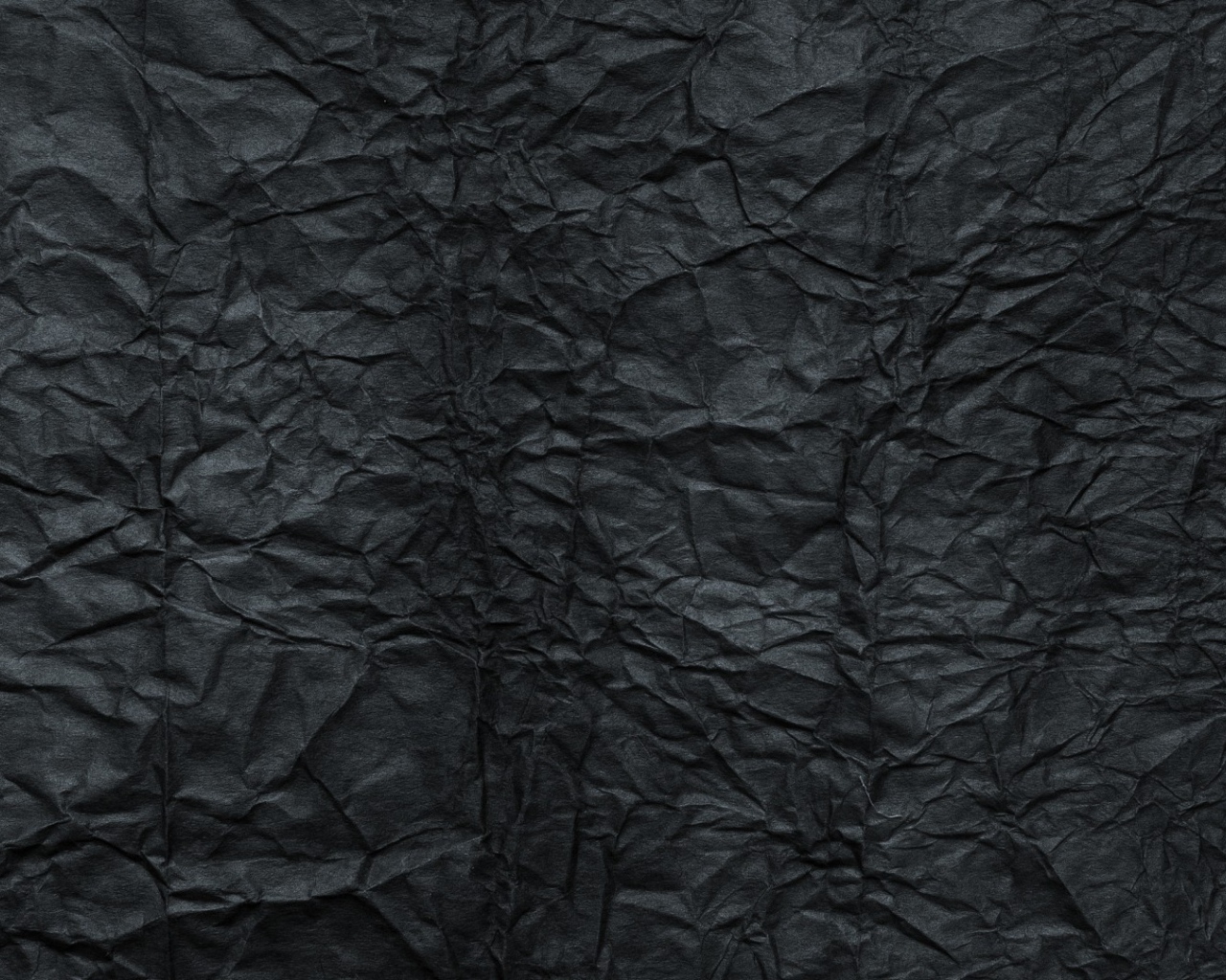 Мятая черная бумага