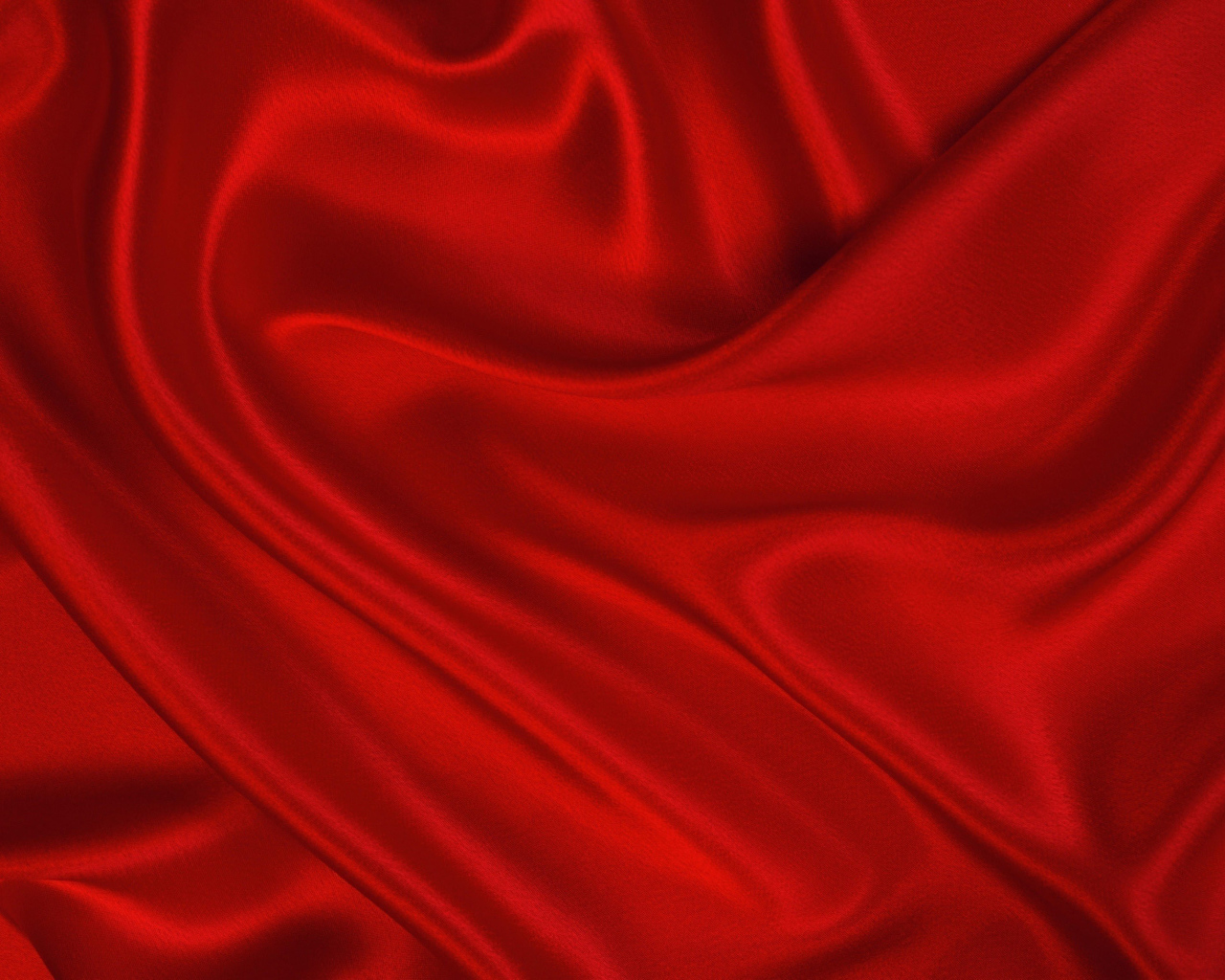 Мятая красная ткань