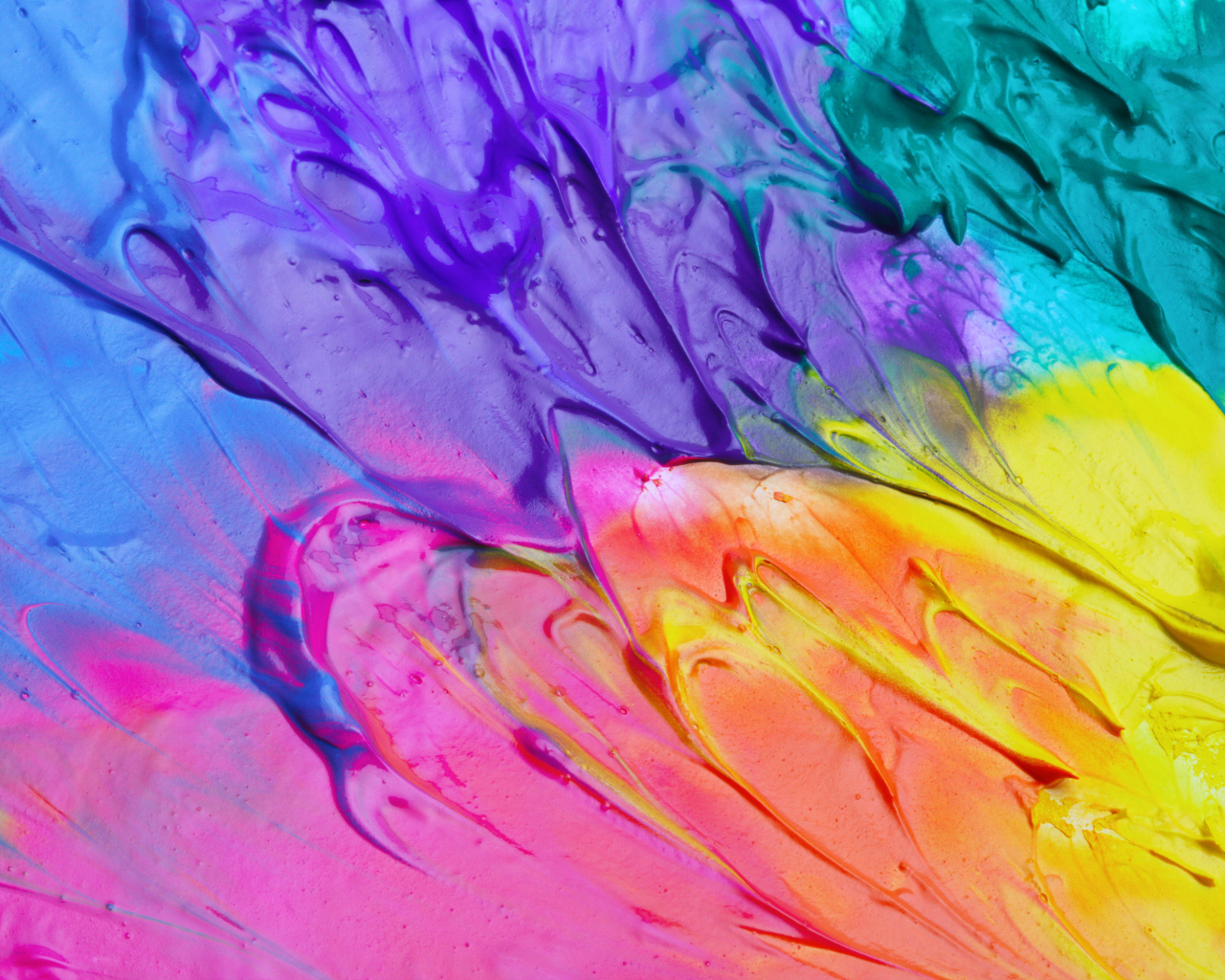 Смешение разных красок