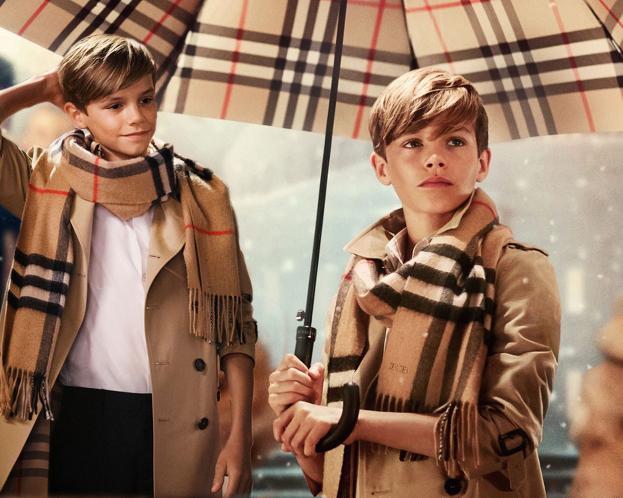 Одежда для детей от Burberry