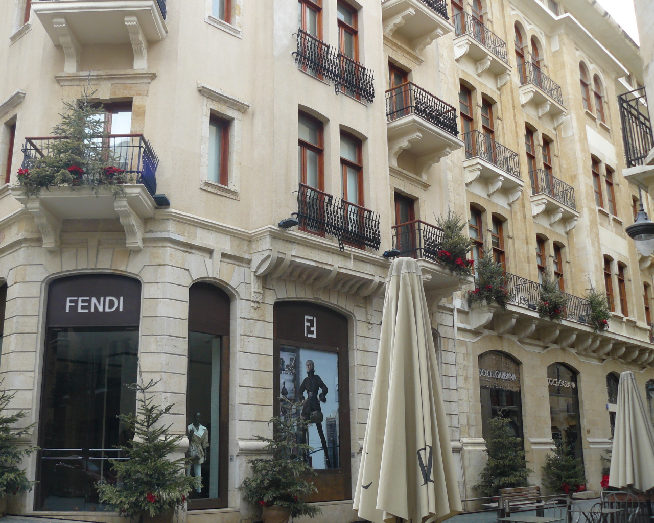 Бутик одежды Fendi