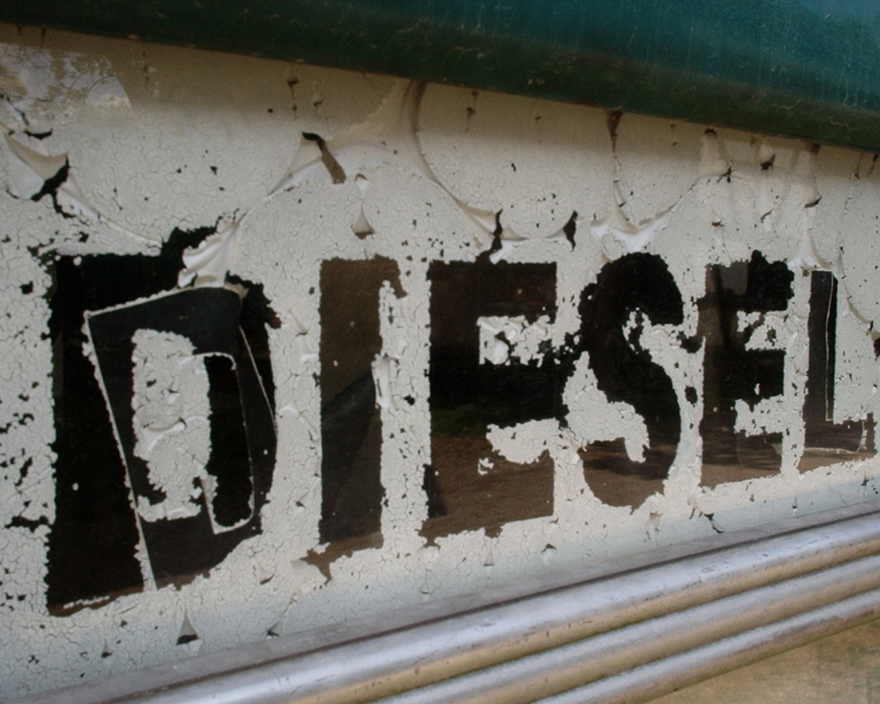 Бренд одежды Diesel