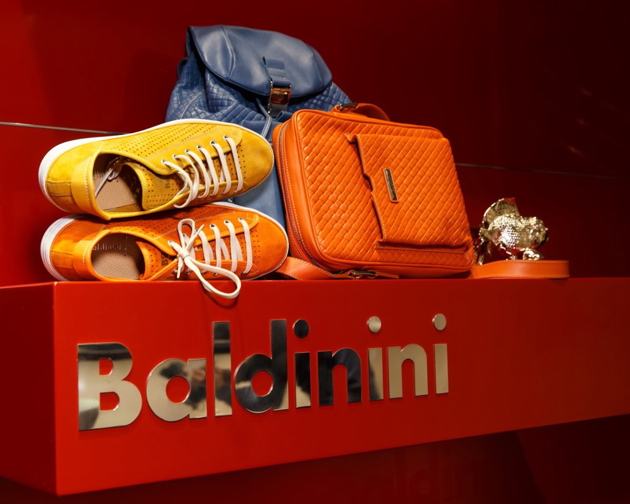 Обувь и аксессуары от Baldinini