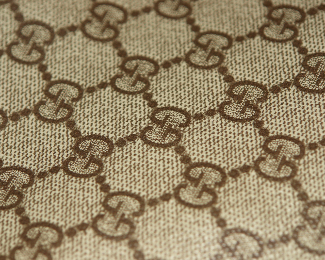Текстура бренда Gucci
