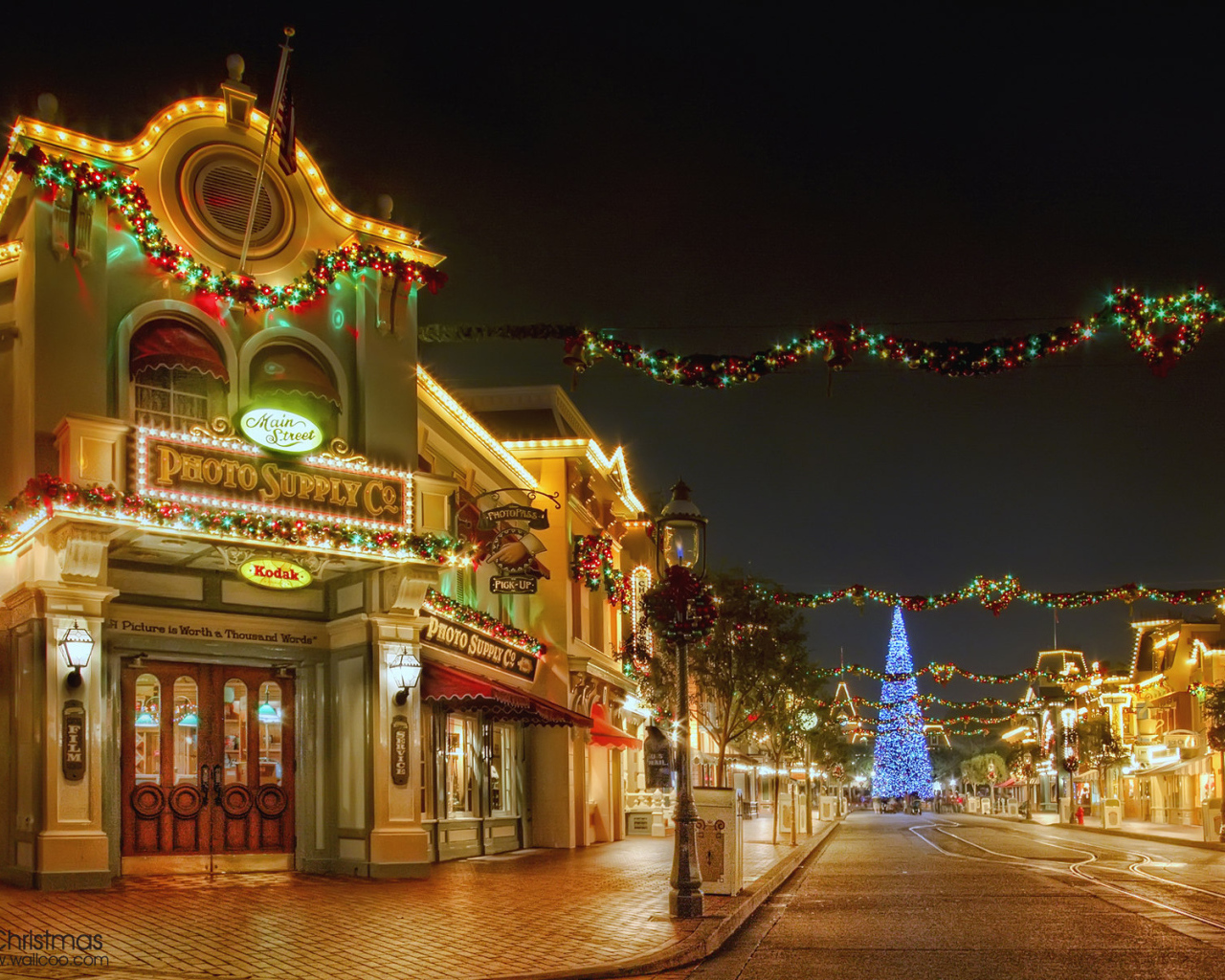 Украшенный город на Рождество