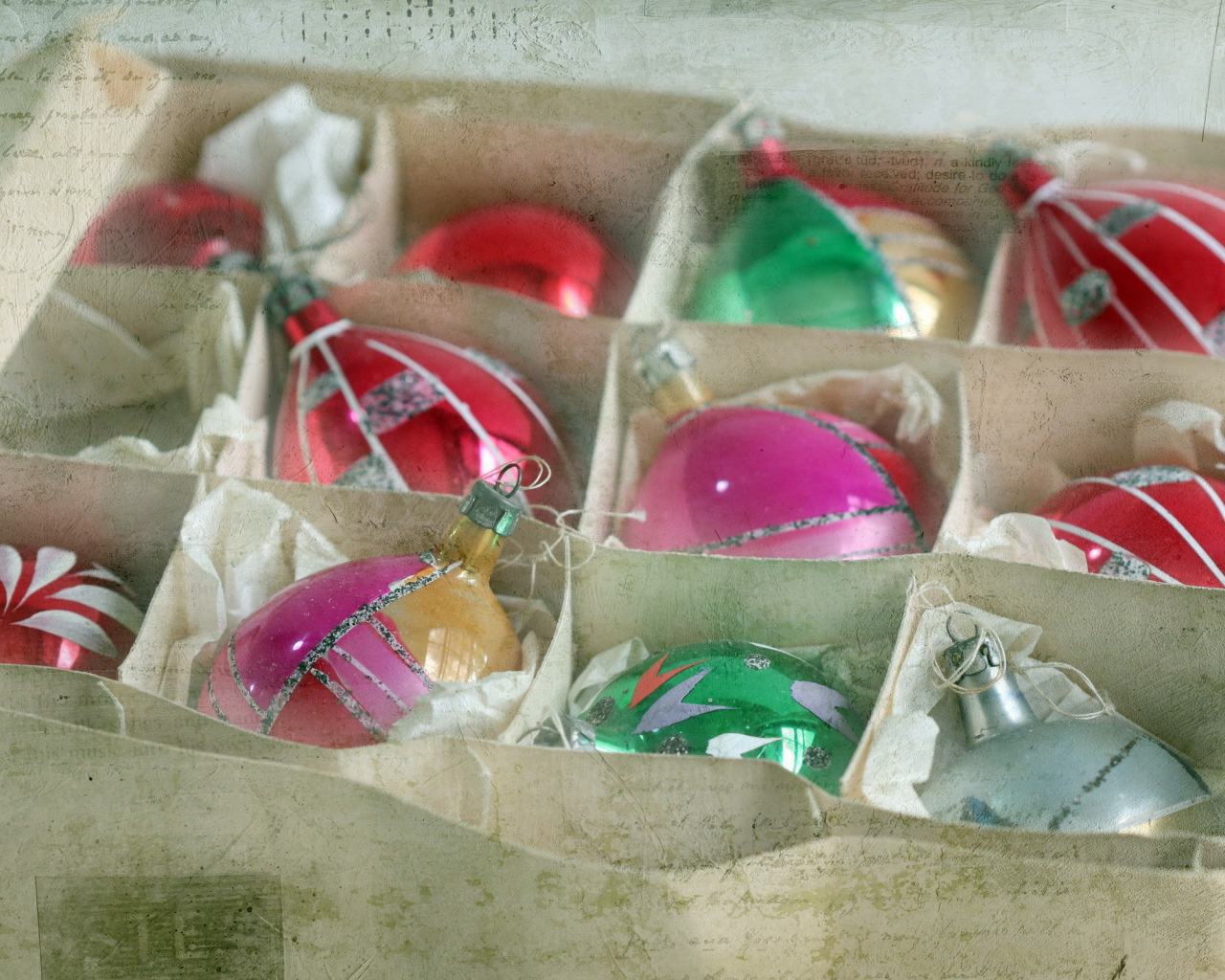 Игрушки для украшения елки