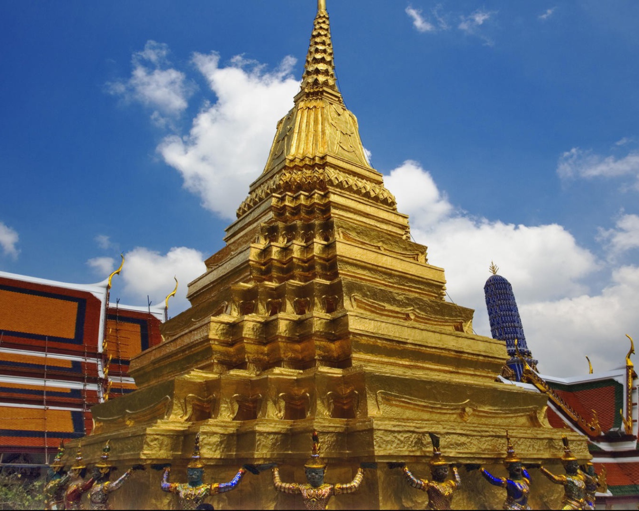 Буддийская пагода