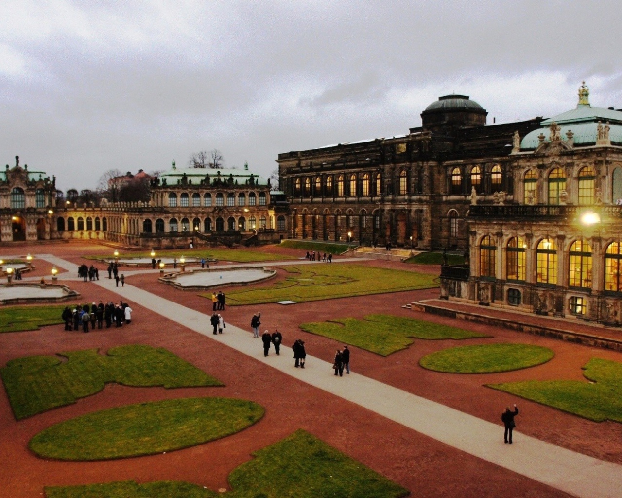 Площадь в Дрездене