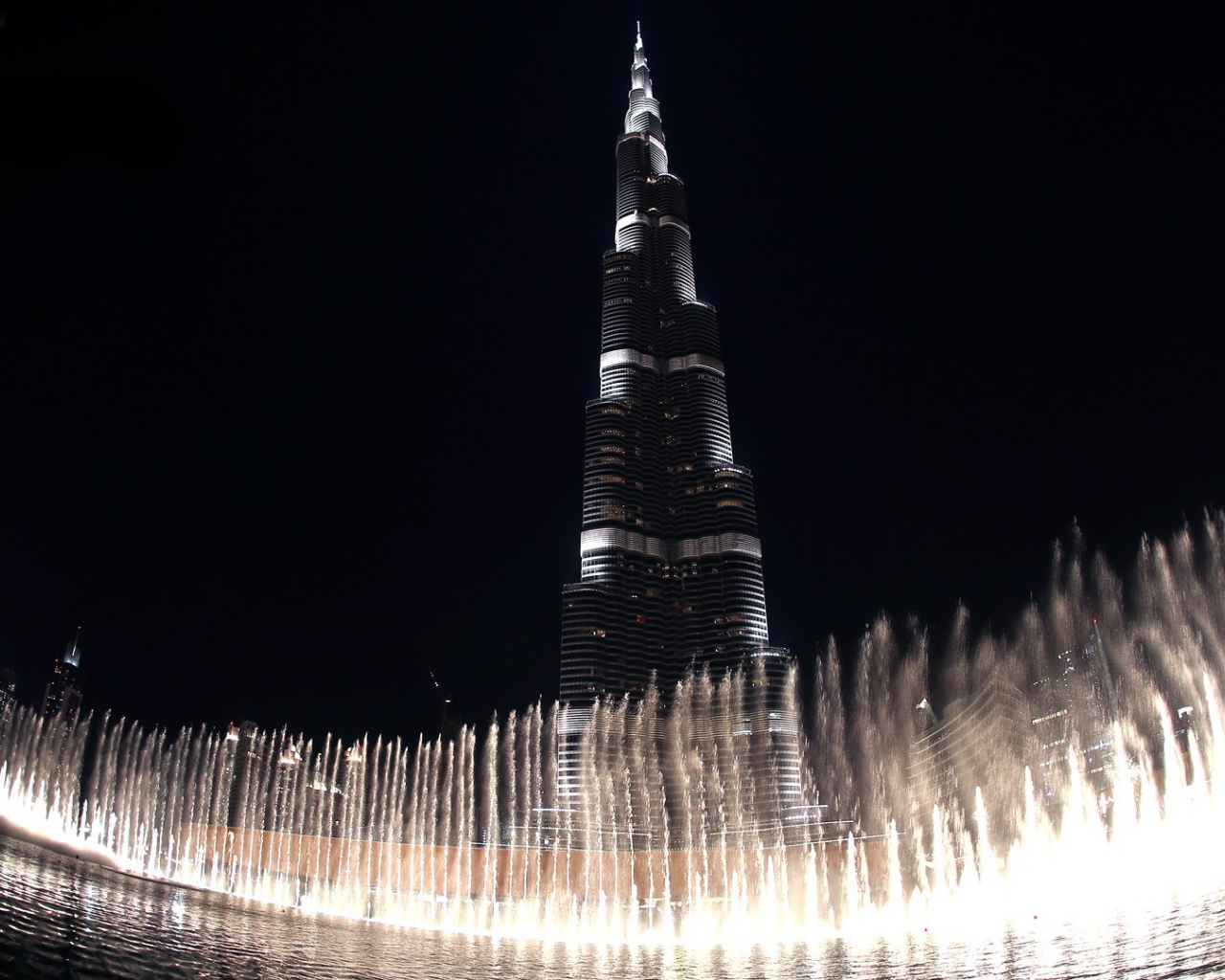Фонтан в Дубае