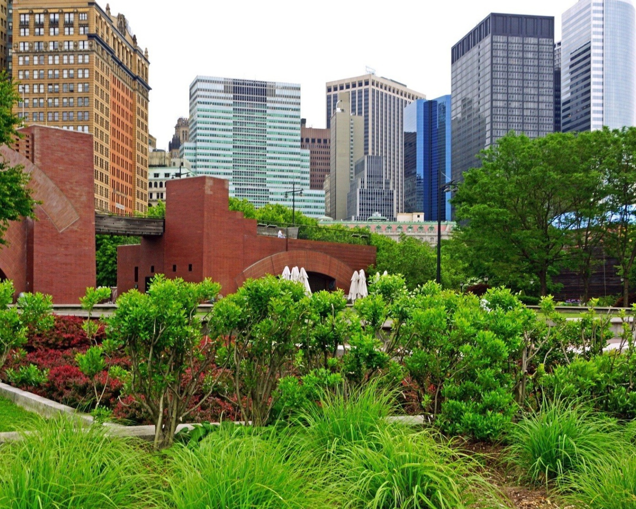 Зеленый уголок в Нью Йорке
