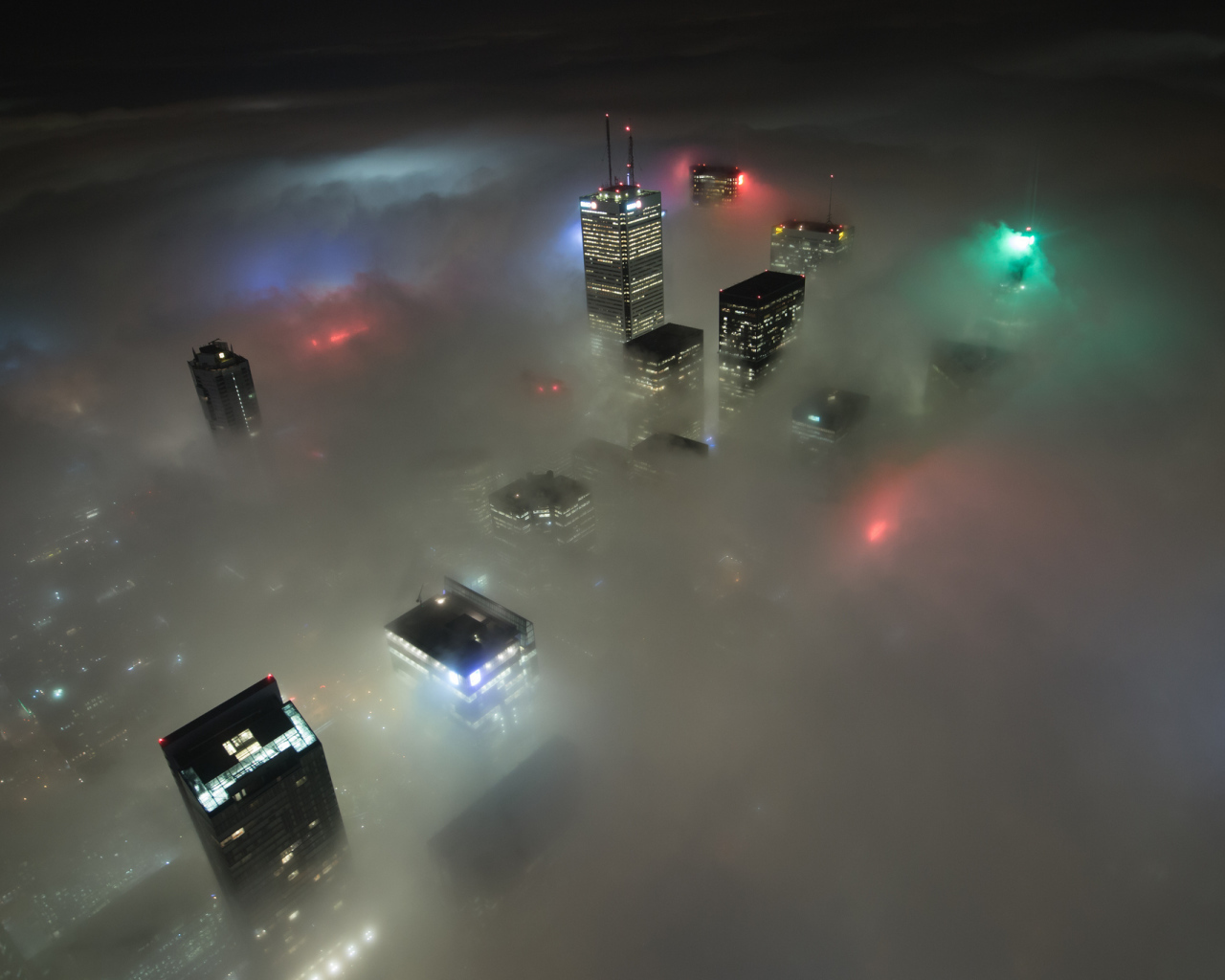 Торонто в тумане