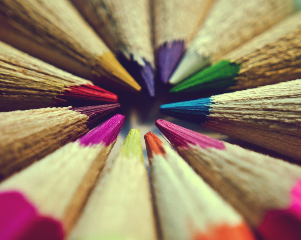 Разноцветные карандаши