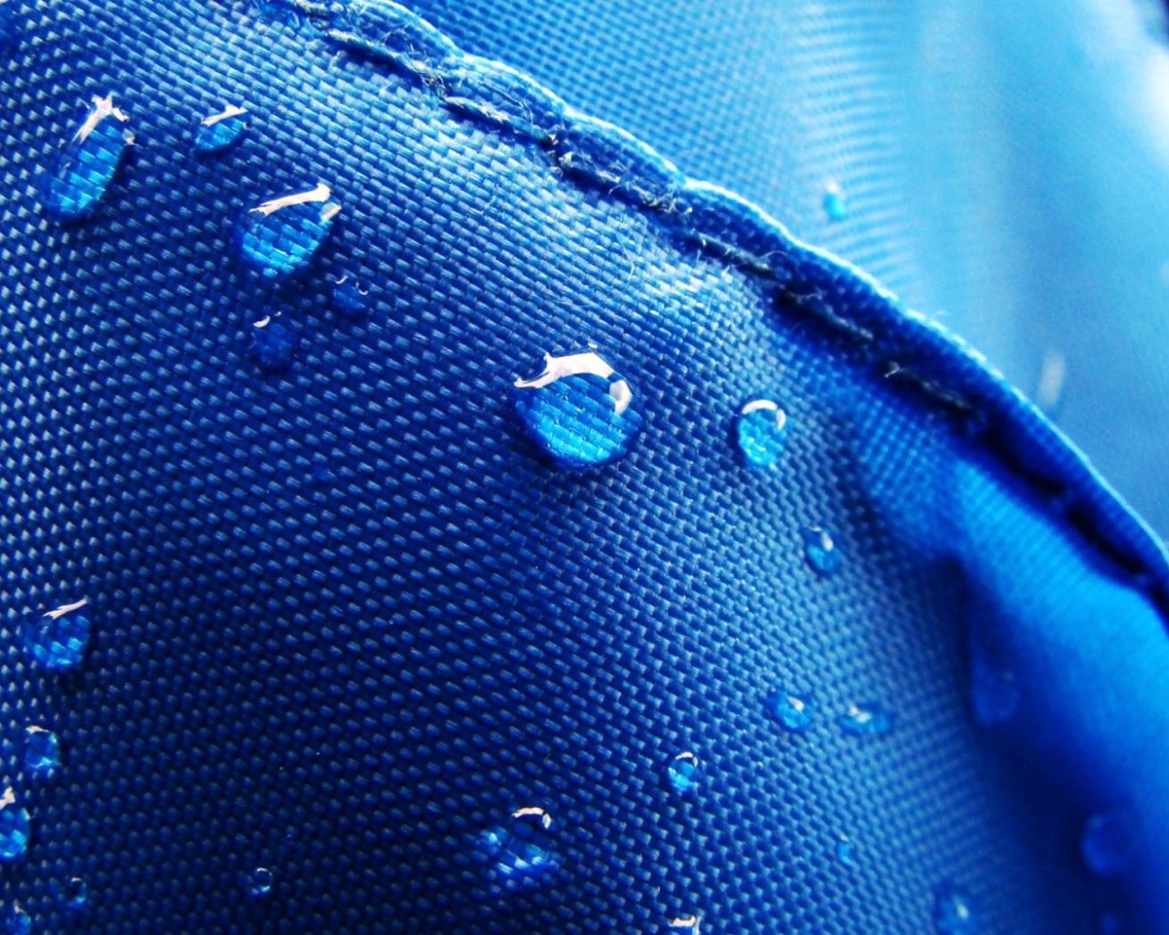 Роса на ткани