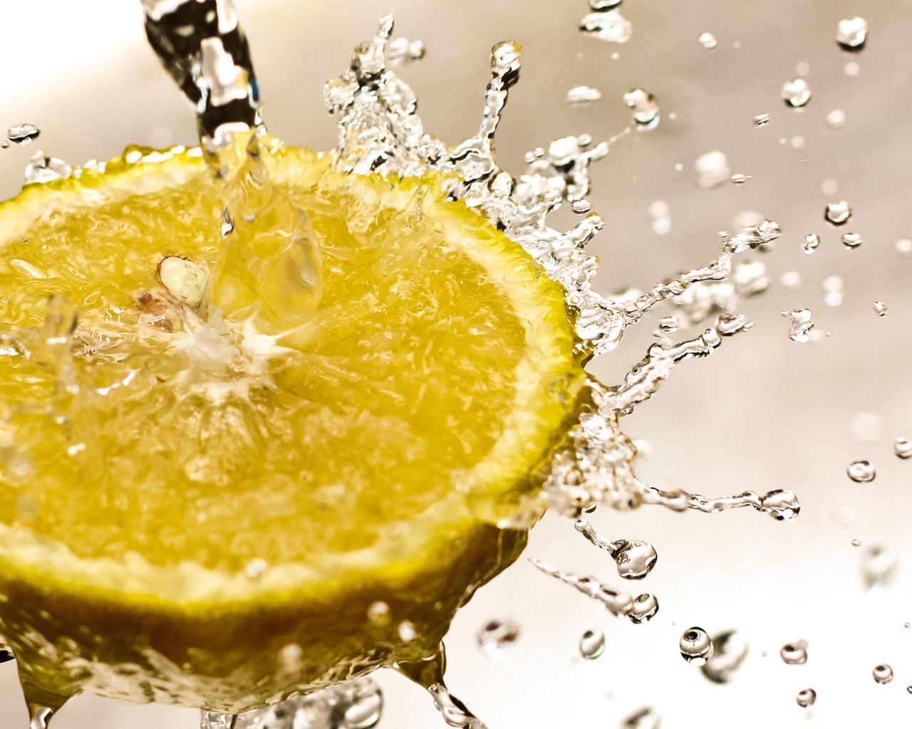 Лимонный всплеск