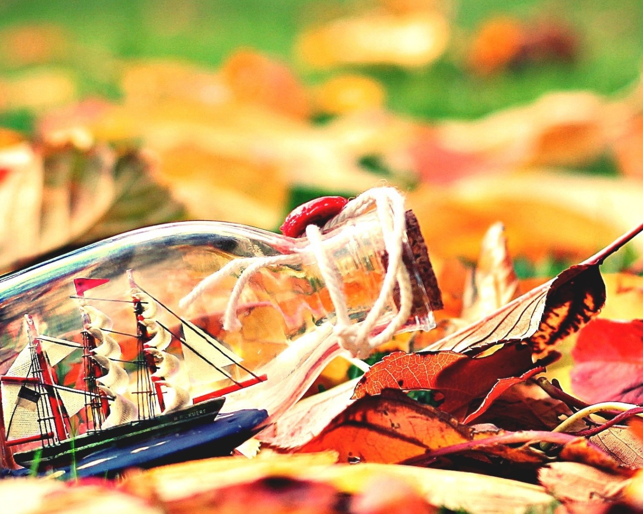 Кораблик в бутылке