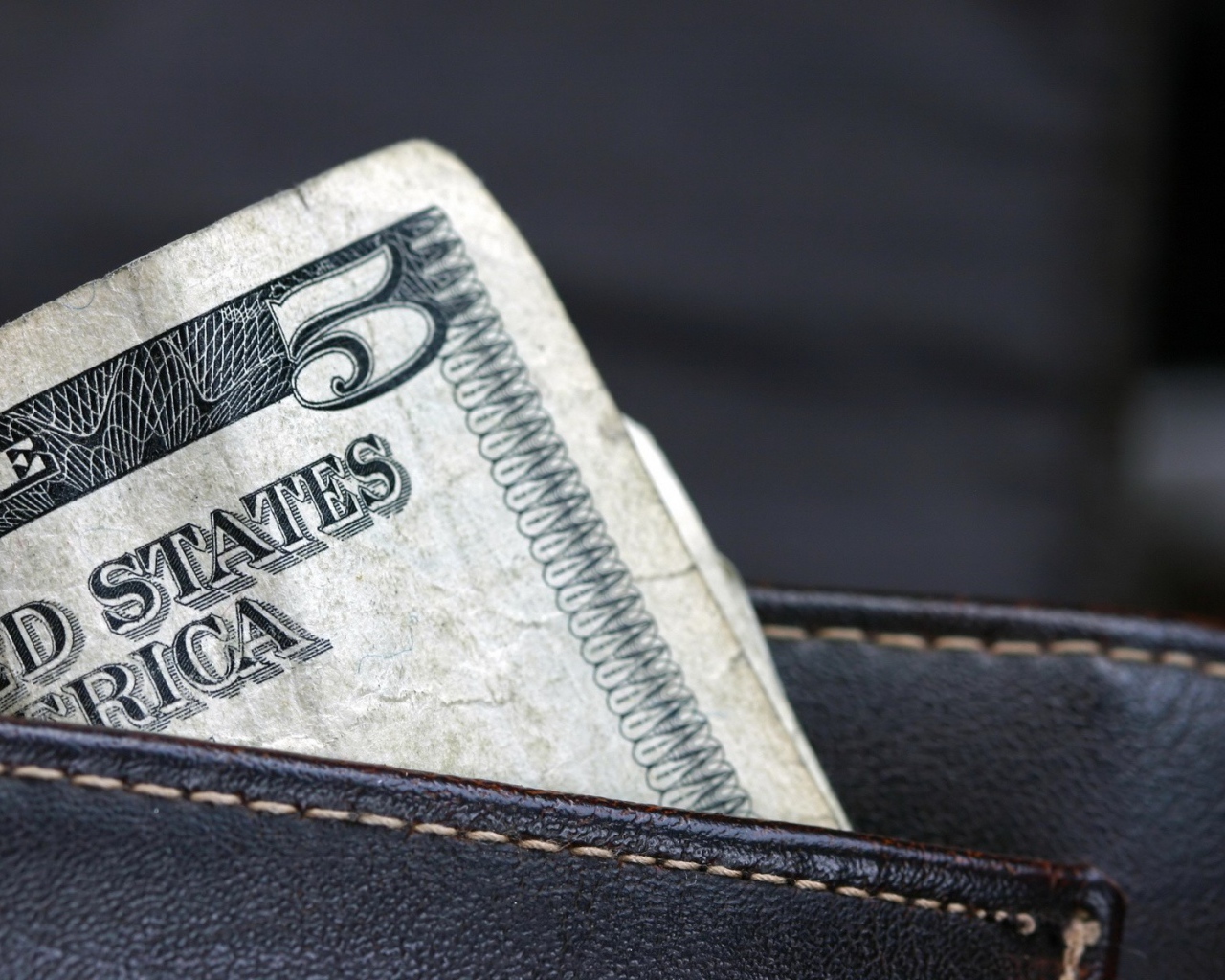 Деньги в кошельке