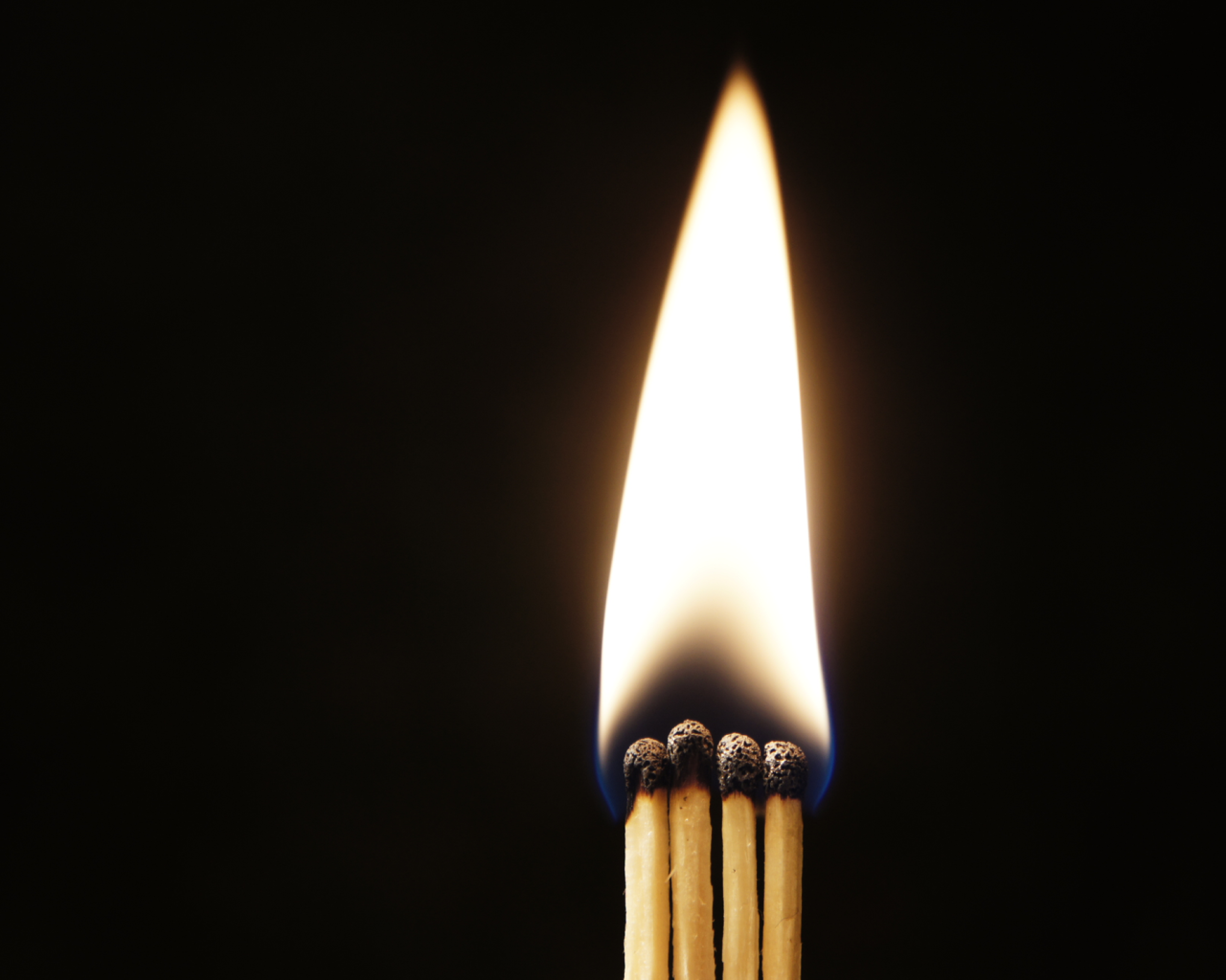 Пламя от спичек