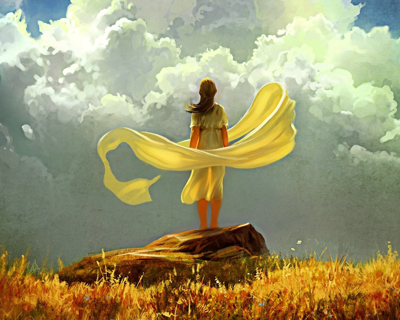 Девушка стоит на камне