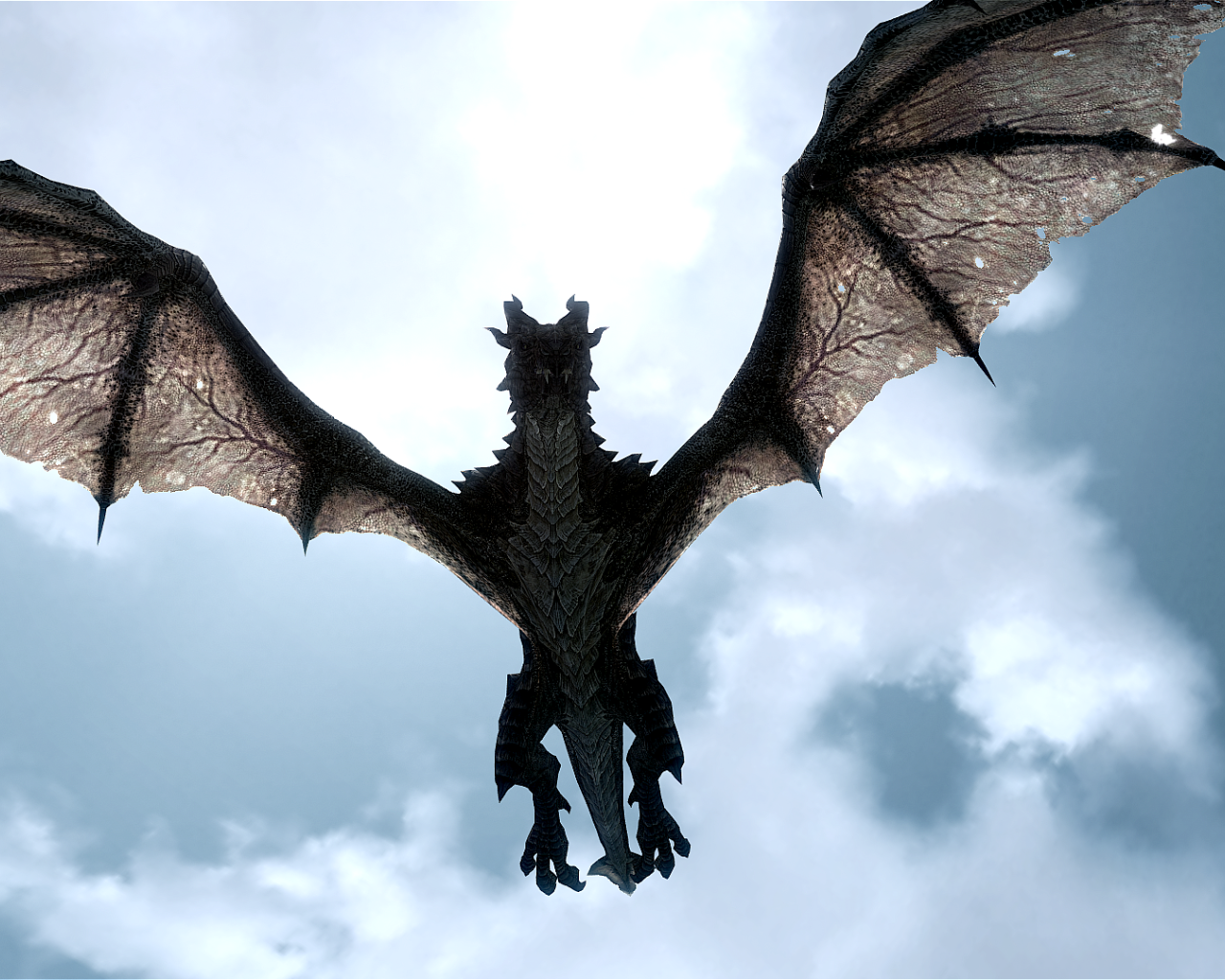 В облаках летит дракон