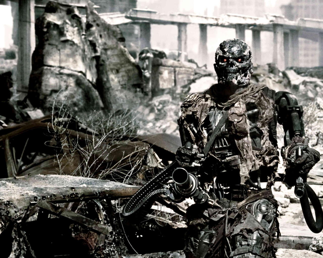 Терминатор среди развалин