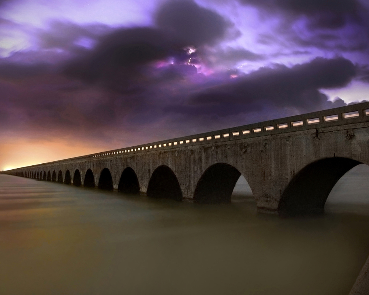 Мост через океан