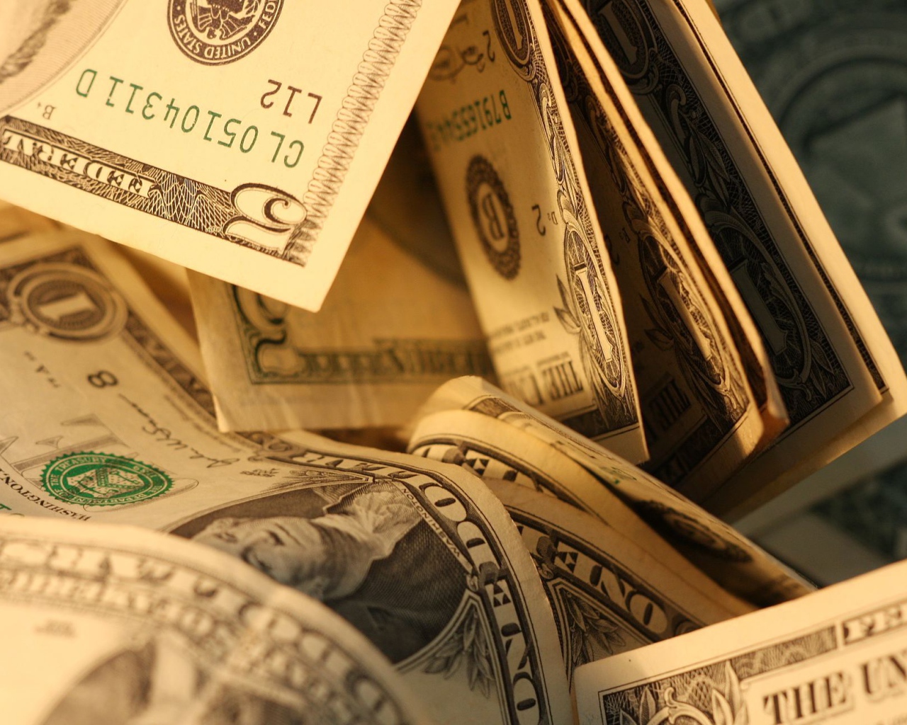 Мятые доллары