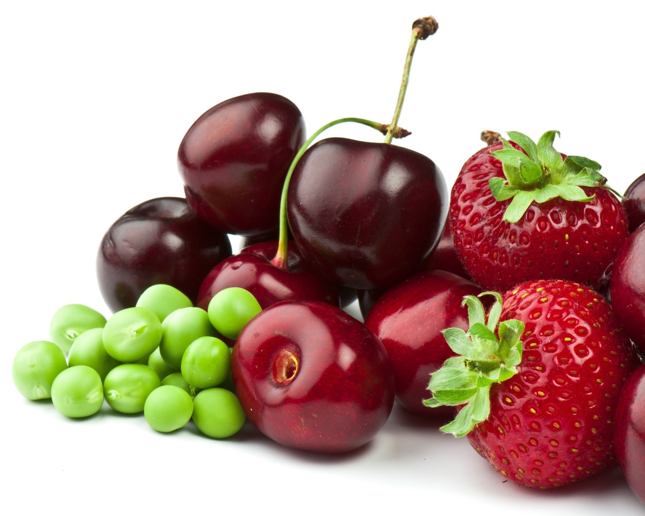 Ягоды и горох