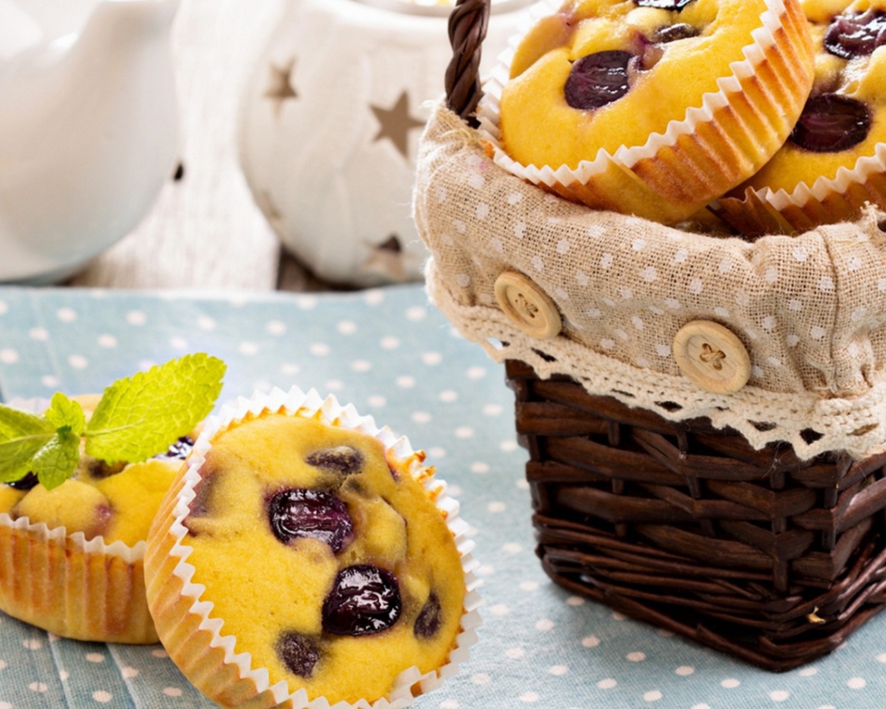 Кексы с ягодами