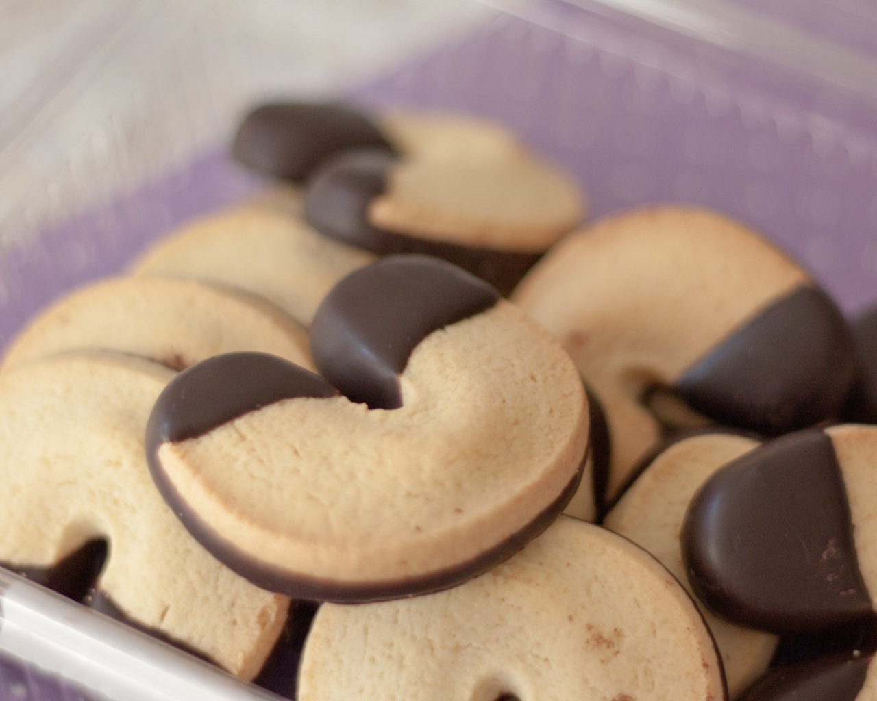 Печенье в шоколаде