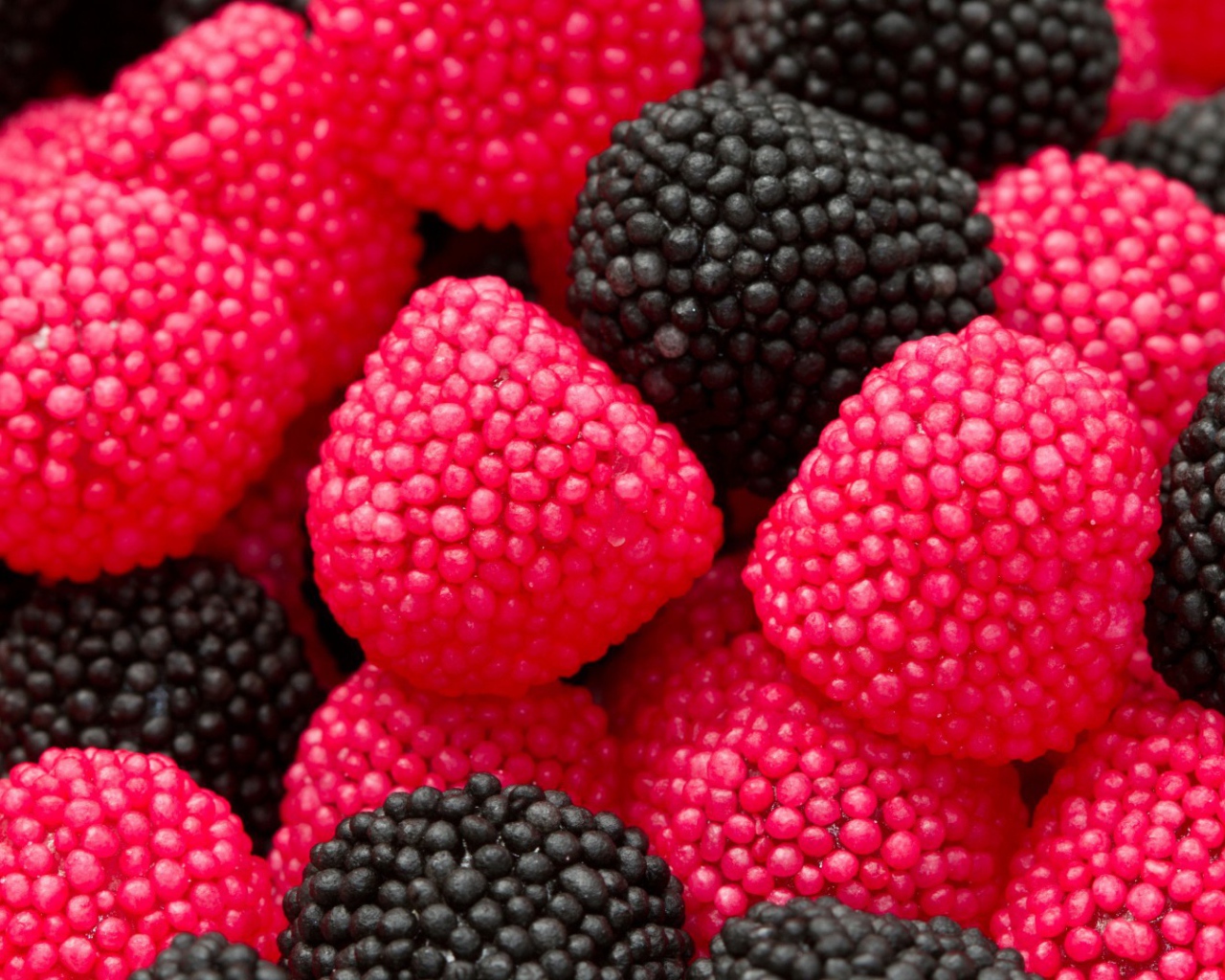 Красный и черный мармелад