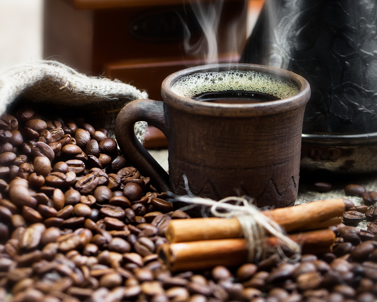 Мешок с зернами кофе