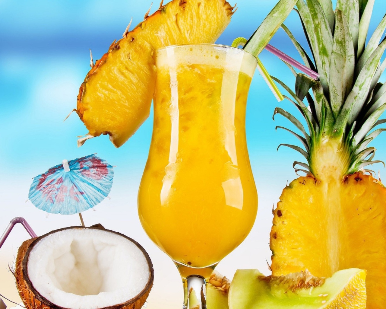 Ананасовый коктейль