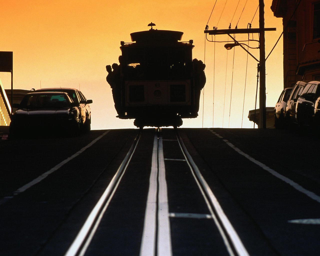 Вагон катится под гору