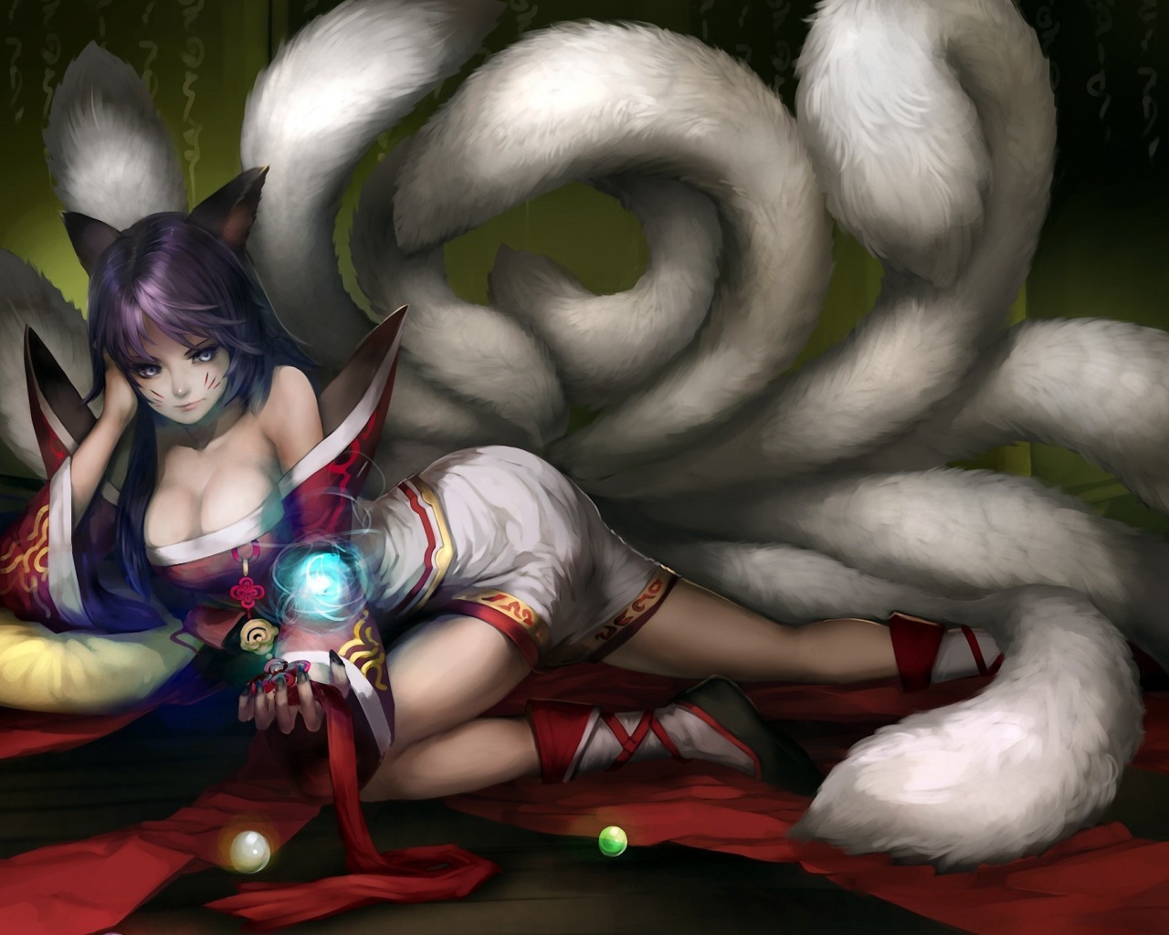 Девушка с хвостами