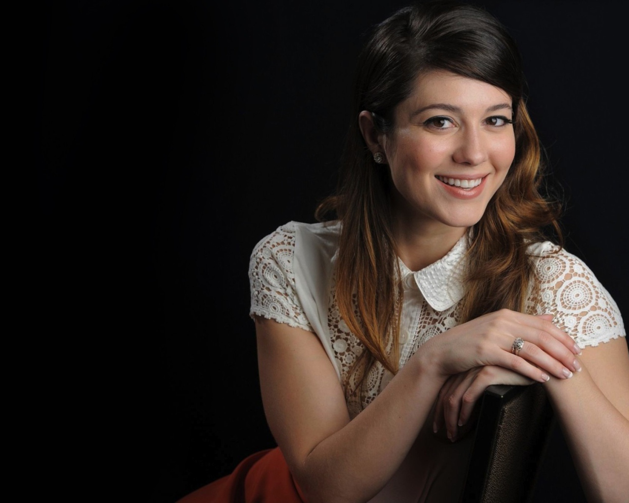 Красивая модель Мэри Элизабет