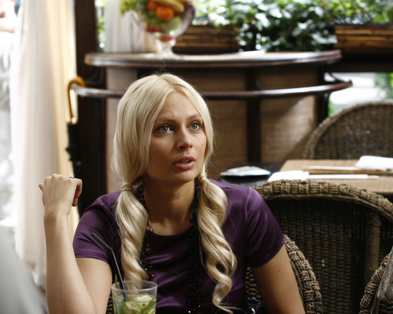 Очаровательная Наталья Рудова