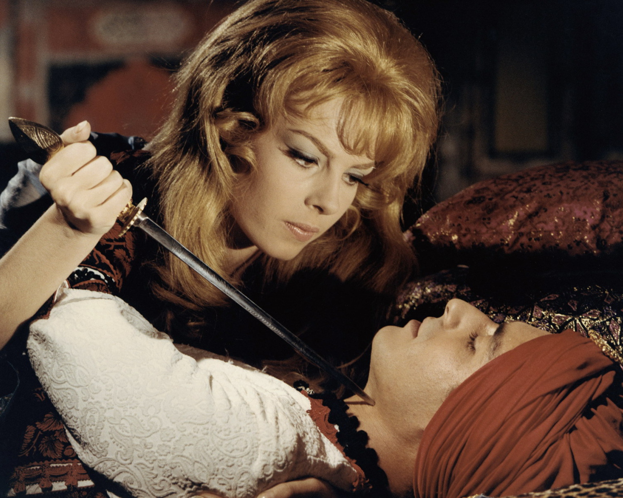 Популярная Елена Корикова