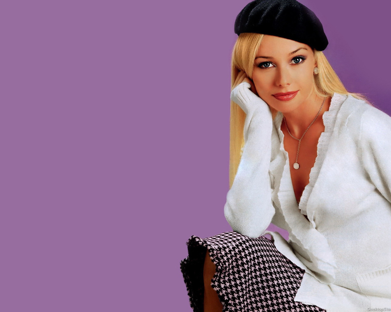 Актриса Елена Корикова