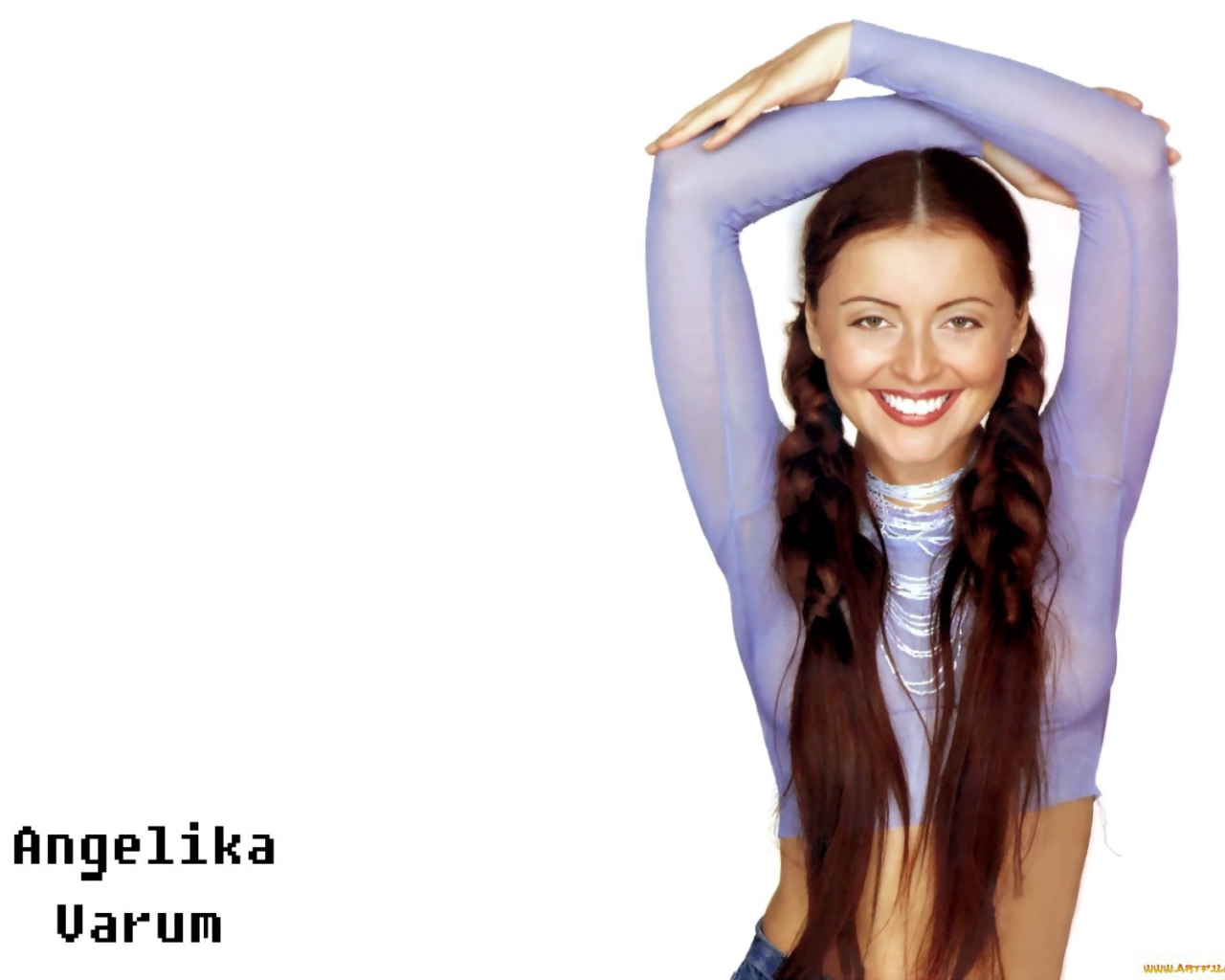 Знаменитая Анжелика Варум